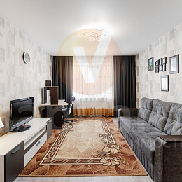 2 комнатная квартира<br>МАРГЕЛОВА, 391