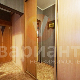 СТРОИТЕЛЕЙ, 19