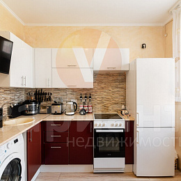 2 комнатная квартира<br>АРХИЕПИСКОПА СИЛЬВЕСТРА, 7