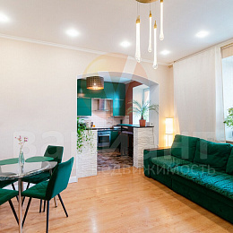 4 комнатная квартира<br>20 ЛЕТ РККА, 17