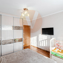 2 комнатная квартира<br>ПР-Т СИБИРСКИЙ, 18