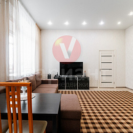 2 комнатная квартира<br>САЗОНОВА, 33