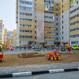 1 комнатная квартира<br>МИШИНА, 4