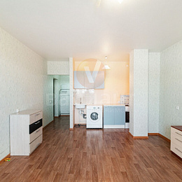 1 комнатная квартира<br>МИШИНА, 4